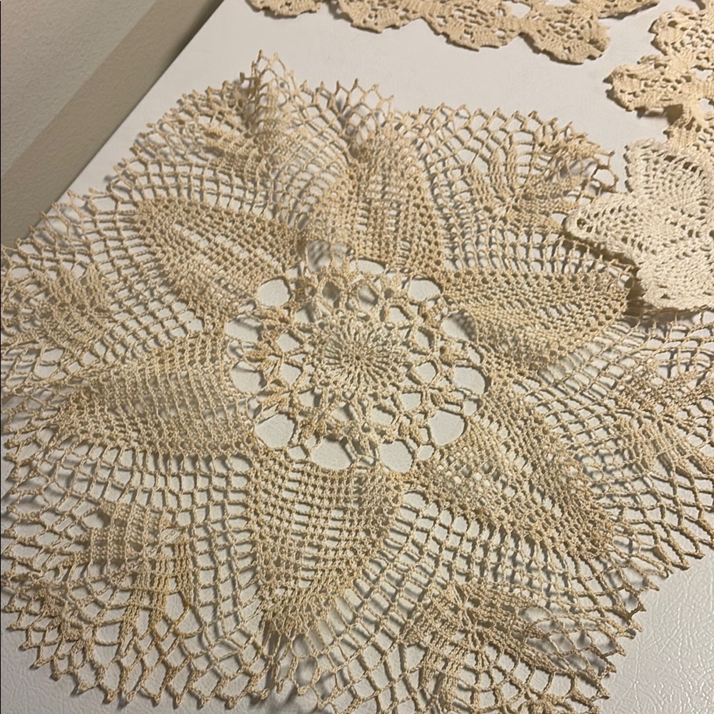 Vintage Crochet Doilies Set in Cream Set of 8 - Picture 3 of 16